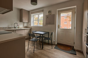 Kitchen- click for photo gallery